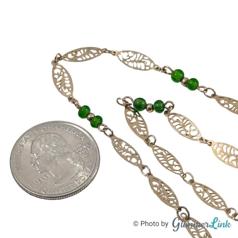 Vintage Filigree Oval Link Green Seed Bead Gold Tone Station Necklace - Picture 7 of 9